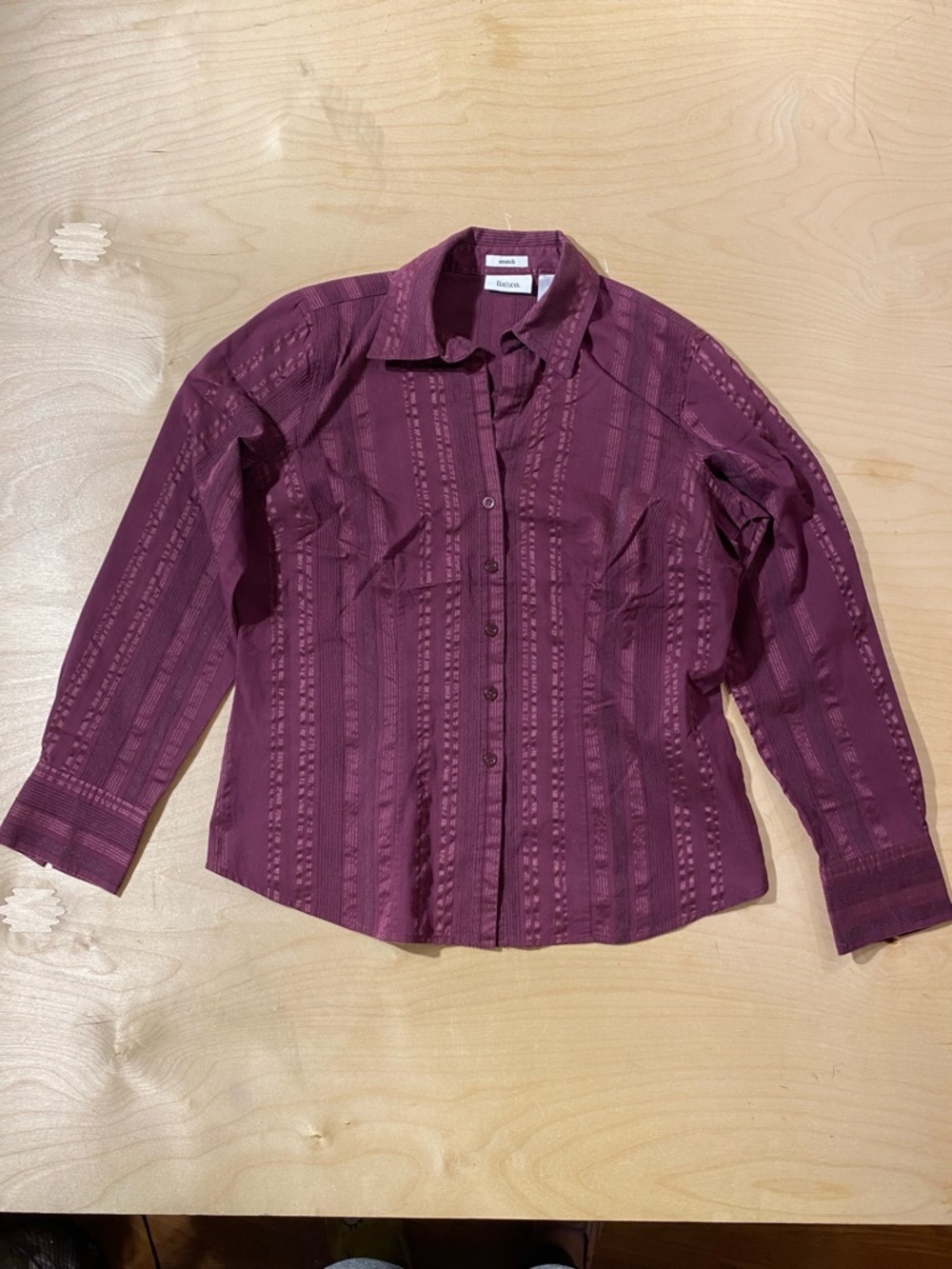 Liz & Co. Women's Button-Up Shirt in Deep Plum Medium (RF)
